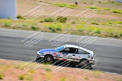 media/May-05-2024-Lucky Dog Racing (Sun) [[8a365fce5b]]/1030am-Turn 3/